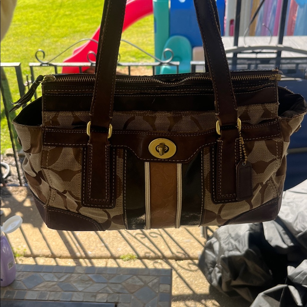 Coach Vintage Signature Shoulder Carryall Purse